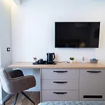Seafront Sunset Studio&rooms شقة