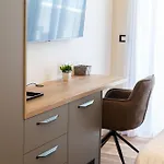 شقة Seafront Sunset Studio&rooms زادار