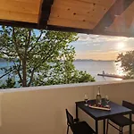 Seafront Sunset Studio&rooms *