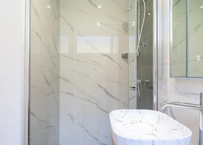 Seafront Sunset Studio&rooms ザダル