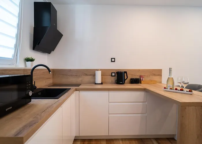 Seafront Sunset Studio&rooms Apartment *