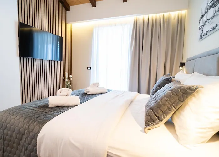 Seafront Sunset Studio&rooms Apartment Zadar