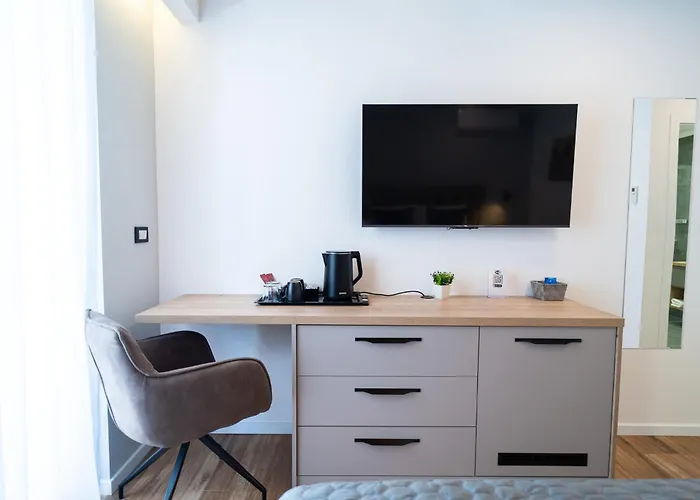 Seafront Sunset Studio&rooms Apartment