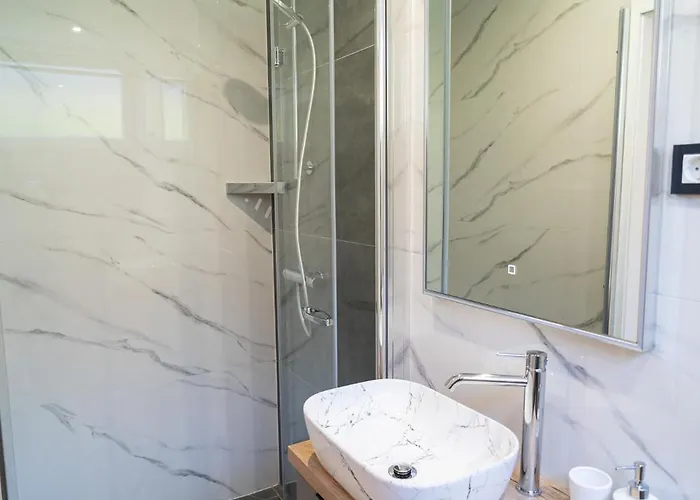 Seafront Sunset Studio&rooms Apartment Zadar